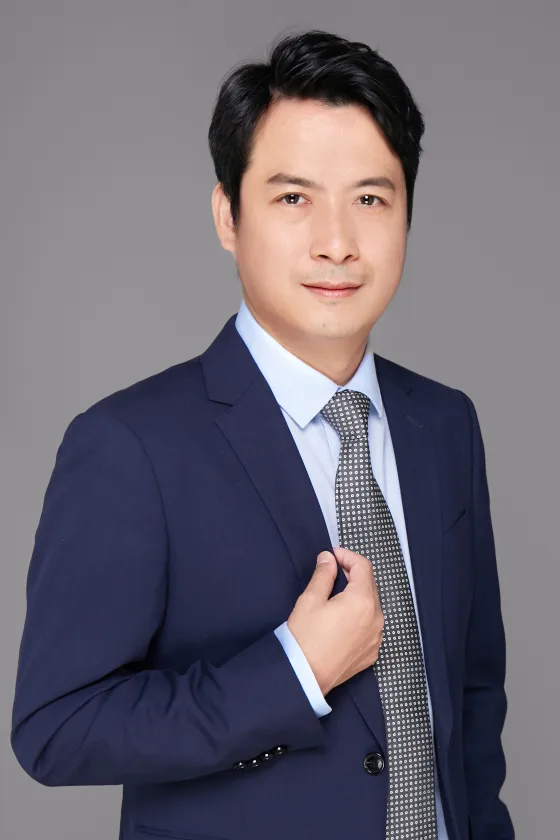 李治炳